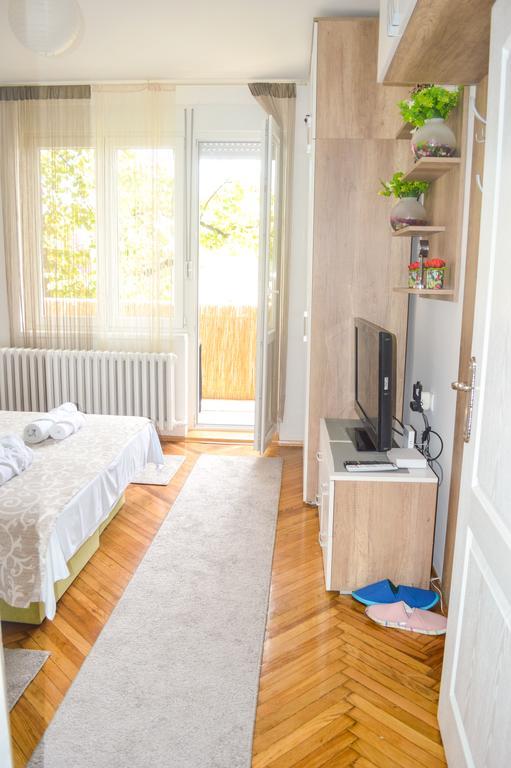 Apartment Riverside Gem Újvidék Kültér fotó